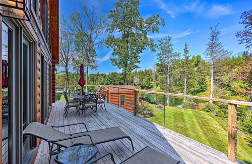 Athens Cabine | Lakefront Athens Getaway w/Game Room & Deck!