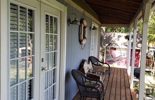 Murchison Cabine | Hideaway East Texas Lake Cabin