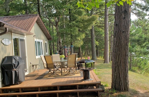 Duluth Cabine | Lakefront Cabin on Island Lake