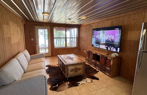 Abbeville Cabine | Lakefront cabin