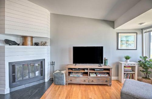 Miller Beach Maison | Lakefront Family Retreat with Grill Steps to Beach!