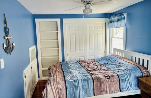 Milton Maison | Lakefront Getaway with Hot Tub & Game Room!
