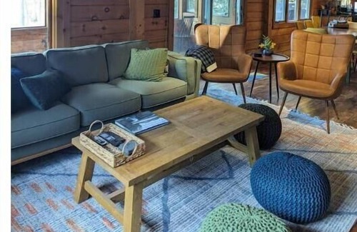 Lake Clear Cabine | Lakefront Home and Boathouse on Lake Clear
