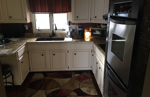 Cicero Maison | Lakefront home away from home