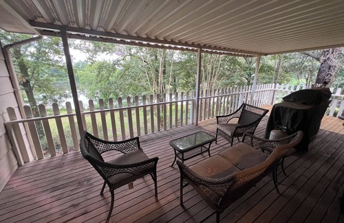 Cabot Maison | Lakefront Home in Cabot