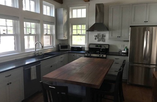 Union Maison | Lakefront Home in Coastal Maine