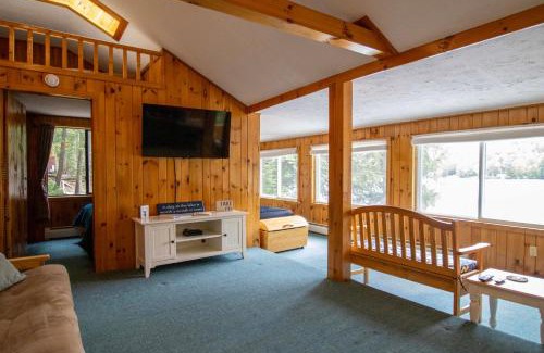 Limerick Maison | Lakefront Home with Seasonal Dock in Limerick!
