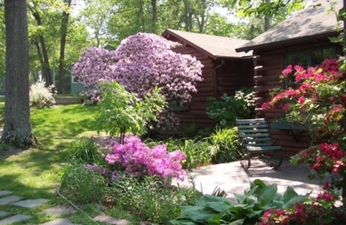 South Kingstown Maison | Chalet en bois rond au bord du lac. Fermé pour l'hiver, rendez-vous en avril.