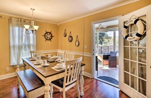 Macon Maison | Lakefront Macon Home with Pool, Dock and Fishing!