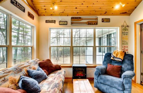Park Rapids Maison | Lakefront Minnesota Home with Deck, Dock and Fire Pit