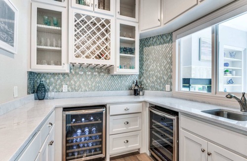 Lakewood Village Maison | Waterfront Luxury Living with 4-BR, Pool and Views