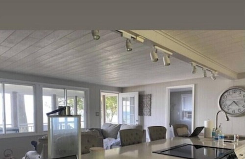 Pulaski Maison | Lakefront Paradise - Sleeps 6 - Only $400/Night