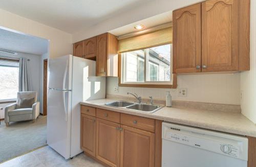 Pelican Rapids Maison | Lakefront Pelican Rapids Cabin with Boat Dock!