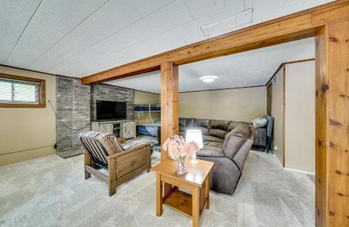 Fort Towson Appartement | Lakefront Retreat with Patio in Fort Towson!