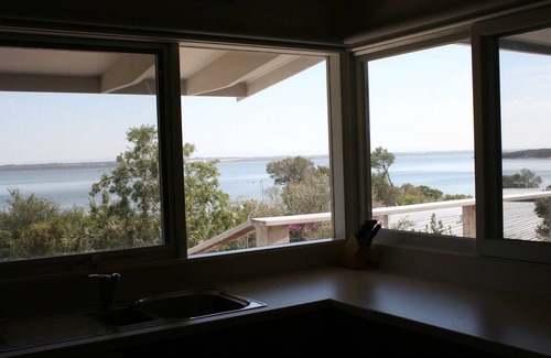 Loch Sport Maison | Lakefront Self-Contained House, amazing views
