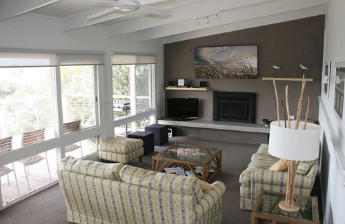Loch Sport Maison | Lakefront Self-Contained House, amazing views