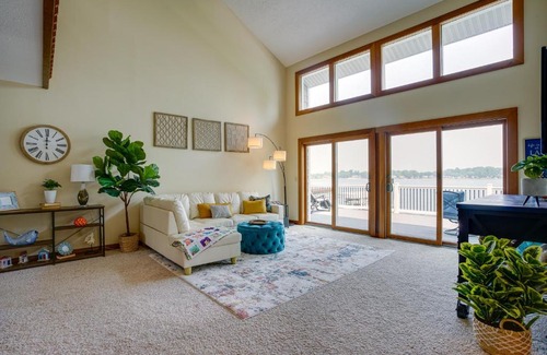 Syracuse Maison | Lakefront Syracuse Home with Deck and Private Dock!