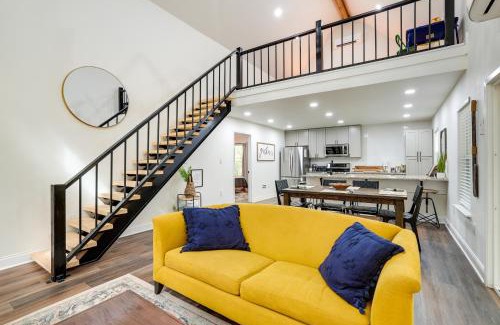 Lone Star Maison | Lakefront Texas Abode with Kayaks, Fire Pit and Patio!