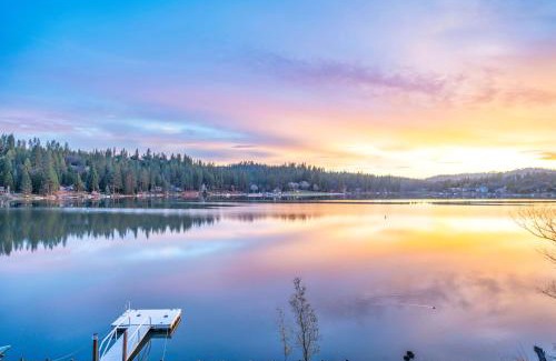 Groveland Villa | Lakefront Villa with 180 degree view private dock and boats