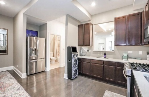 South Shore Maison | LakeHouse