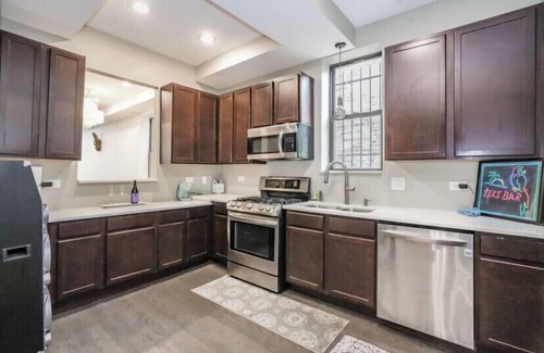 South Shore Maison | LakeHouse