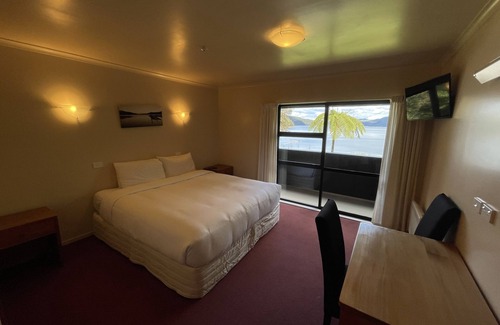 Lake Okataina Cabine | Lakes Lodge Okataina