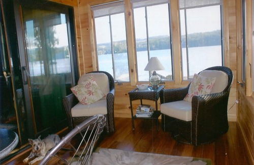Skaneateles Cottage | Lakeside Bungalow à 30 pieds de l'eau