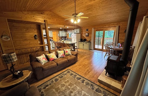 Athelstane Cabine | Lakeside Cabin "Serenity"