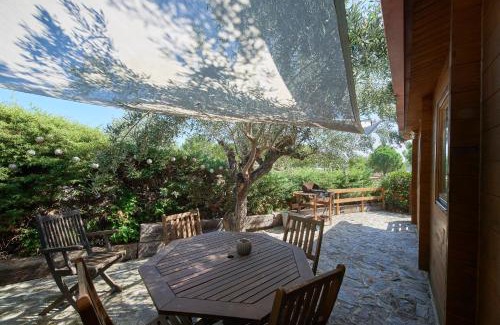 Montargil Chalet De Ski | Lakeside Cabin Oasis w/AC, By TimeCooler
