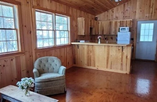 Wolfeboro Cabine | Lakeside cabin on Rust Pond CPA