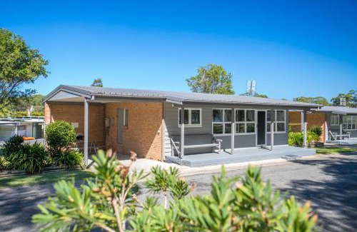 Cudmirrah Station Balnéaire | Lakeside Cabins & Holiday Village