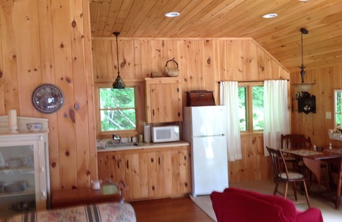Wolfeboro Maison | Lakeside Cottage Escapade
