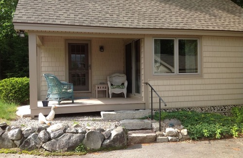 Wolfeboro Maison | Lakeside Cottage Escapade
