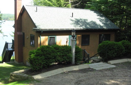 Raymond Cottage | Lakeside Cottage avec toutes les commodités