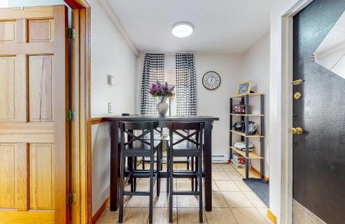 Weirs Beach Appartement | Lakeside Delight, unit 423