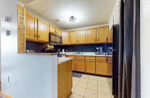 Weirs Beach Appartement | Lakeside Delight, unit 423