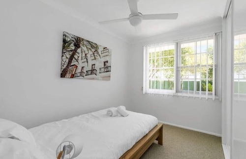 Oak Flats Maison | Lakeside Family Oasis - Oak Flats