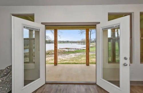 Lindale Copropriété | Lakeside Getaway #3 near Canton Trade Days