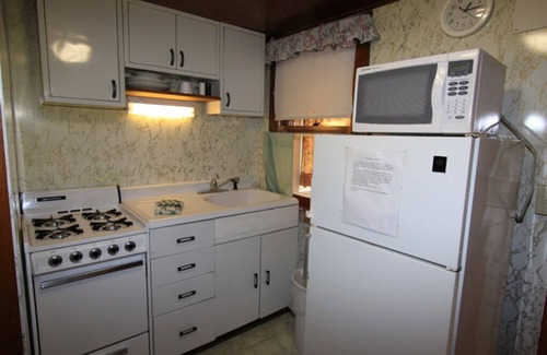 Inlet Cottage | Lakeside Getaway, Steps Away from 4th Lake @ Stiefvater's Lakeside Cottages!