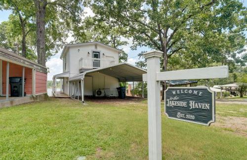 Jefferson Maison | Lakeside Haven with Deck and Views in Jefferson!