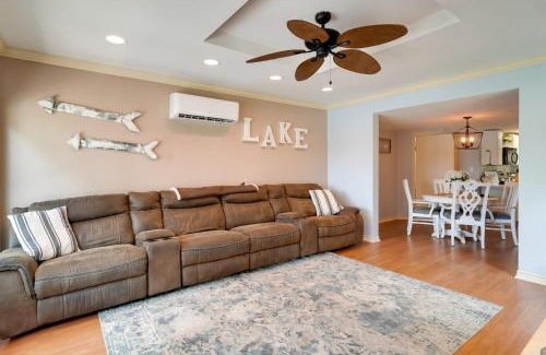 Jefferson Maison | Lakeside Haven with Deck and Views in Jefferson!