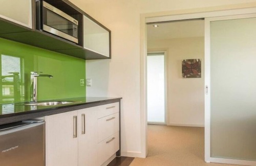 Karapiro Station Balnéaire | Lakeside Health & Wellness Resort