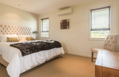 Karapiro Station Balnéaire | Lakeside Health & Wellness Resort