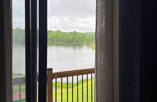 Granville Summit Cabine | Lakeside Lodge