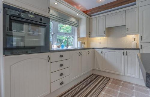 Weybourne Maison | Lakeside Lodge - Weybourne -Crabpot Cottages Sheringham