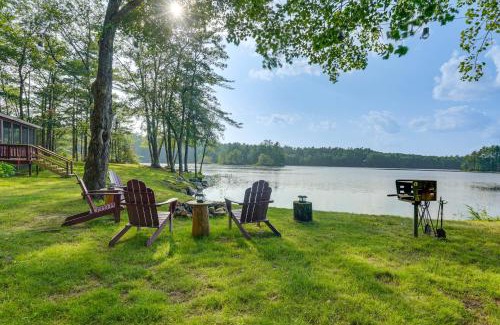 Rindge Maison | Lakeside Log Cabin with Porch in Monadnock Region
