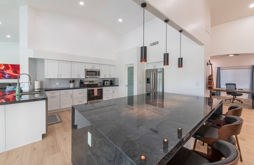 Val Vista Lakes Maison | Lakeside Luxe: Private Home in Gated Community with Heated Pool, Spa and More!