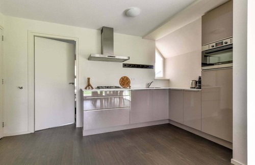 Terkaple Villa | Villa sur l'eau dans la région du Sneekermeer, micro-ondes