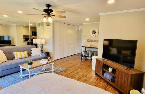 Diamondhead Appartement | Lakeside Villa - Quite Location, walk to the pool and to the Country Club