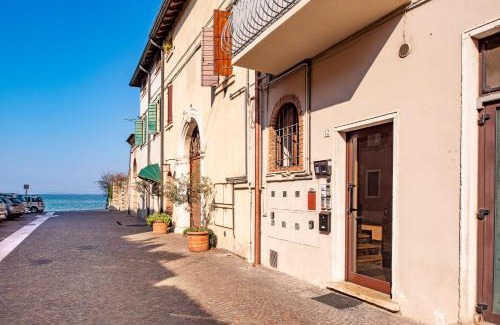 Lazise Old Town Appartement | Lakeview Apartment Cristina